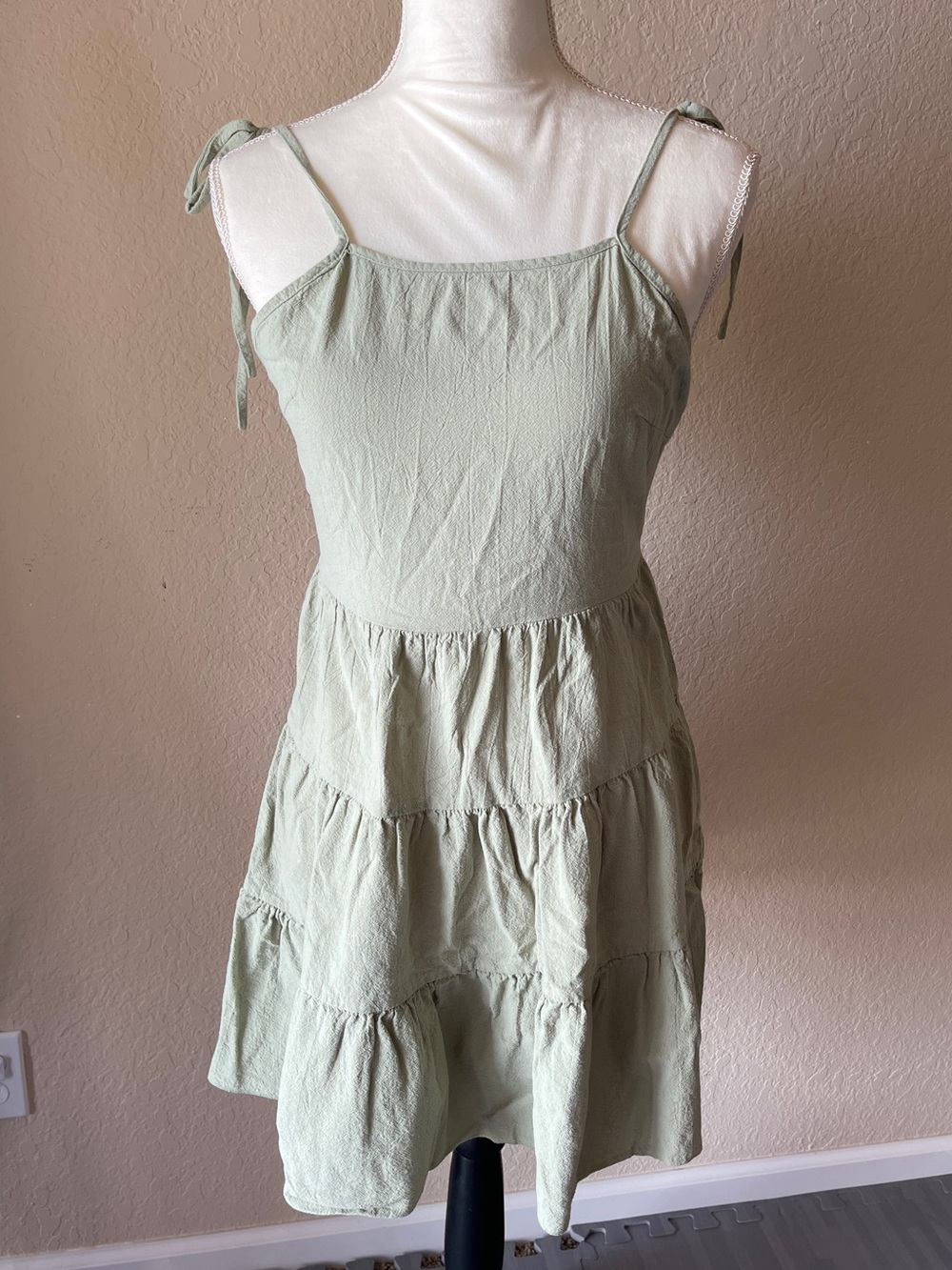 Shein Ring Tie Back Cutout Knot Green Dress Size Medium